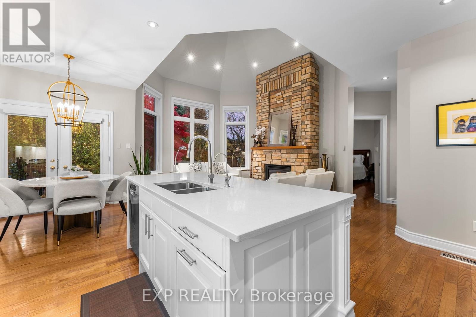 448 Stratford Road, Oakville, Ontario  L6H 6Z2 - Photo 11 - W12529278