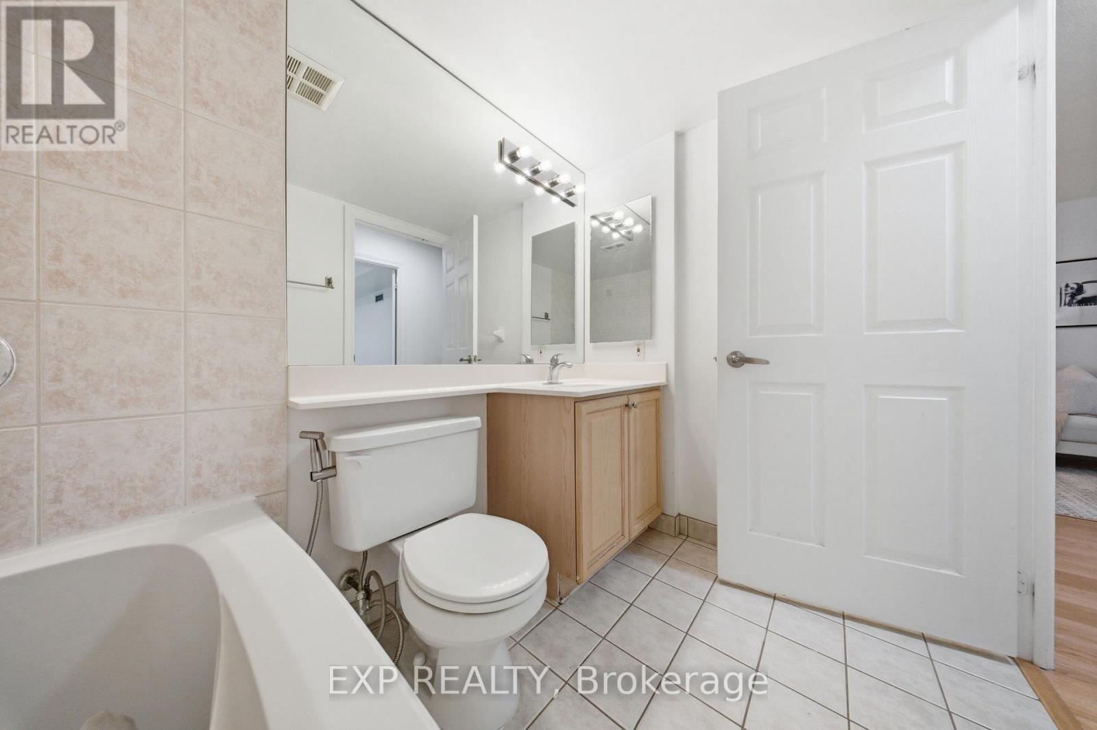 1630 - 5233 Dundas Street W, Toronto, Ontario  M9B 6M1 - Photo 22 - W12529282