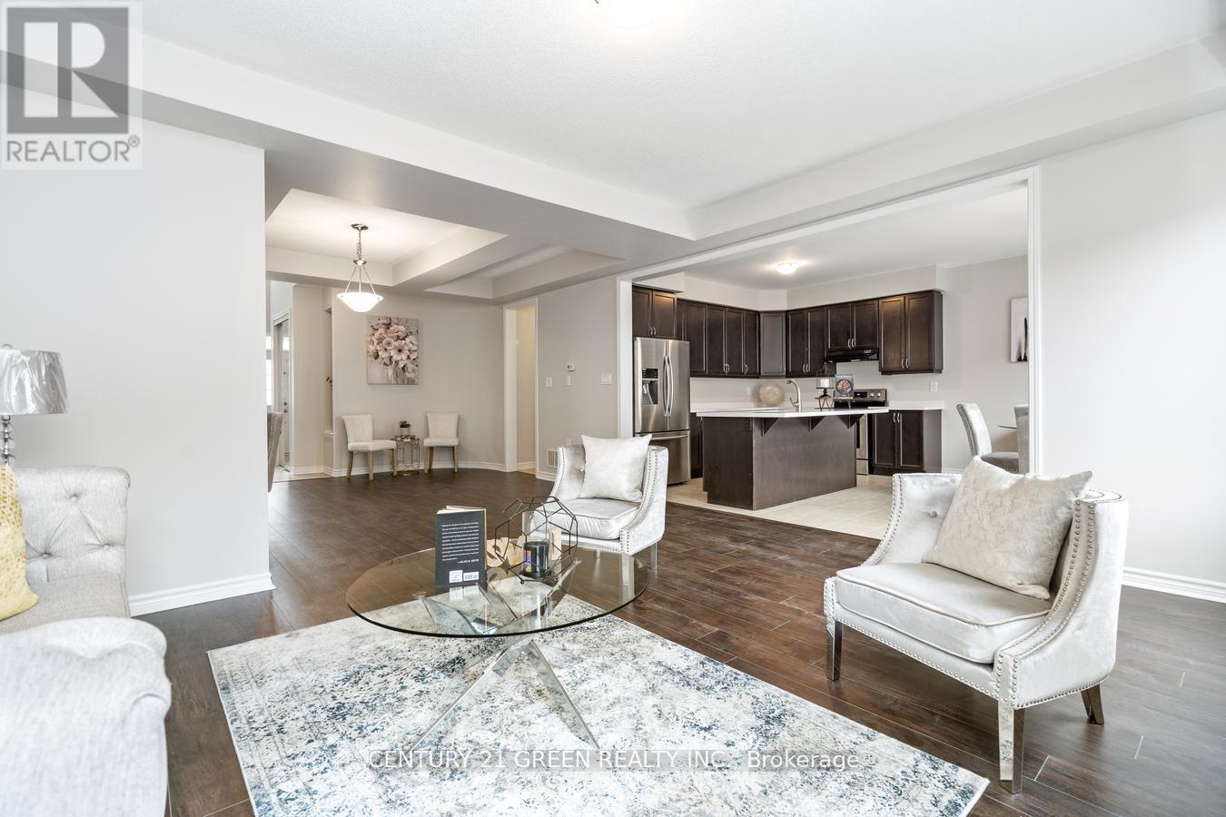 86 Leadenhall Road, Brampton, Ontario  L7A 4G2 - Photo 5 - W12529284