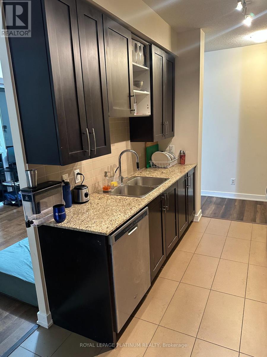 1806 - 4065 Brickstone Mews, Mississauga, Ontario  L5B 0G3 - Photo 6 - W12529292