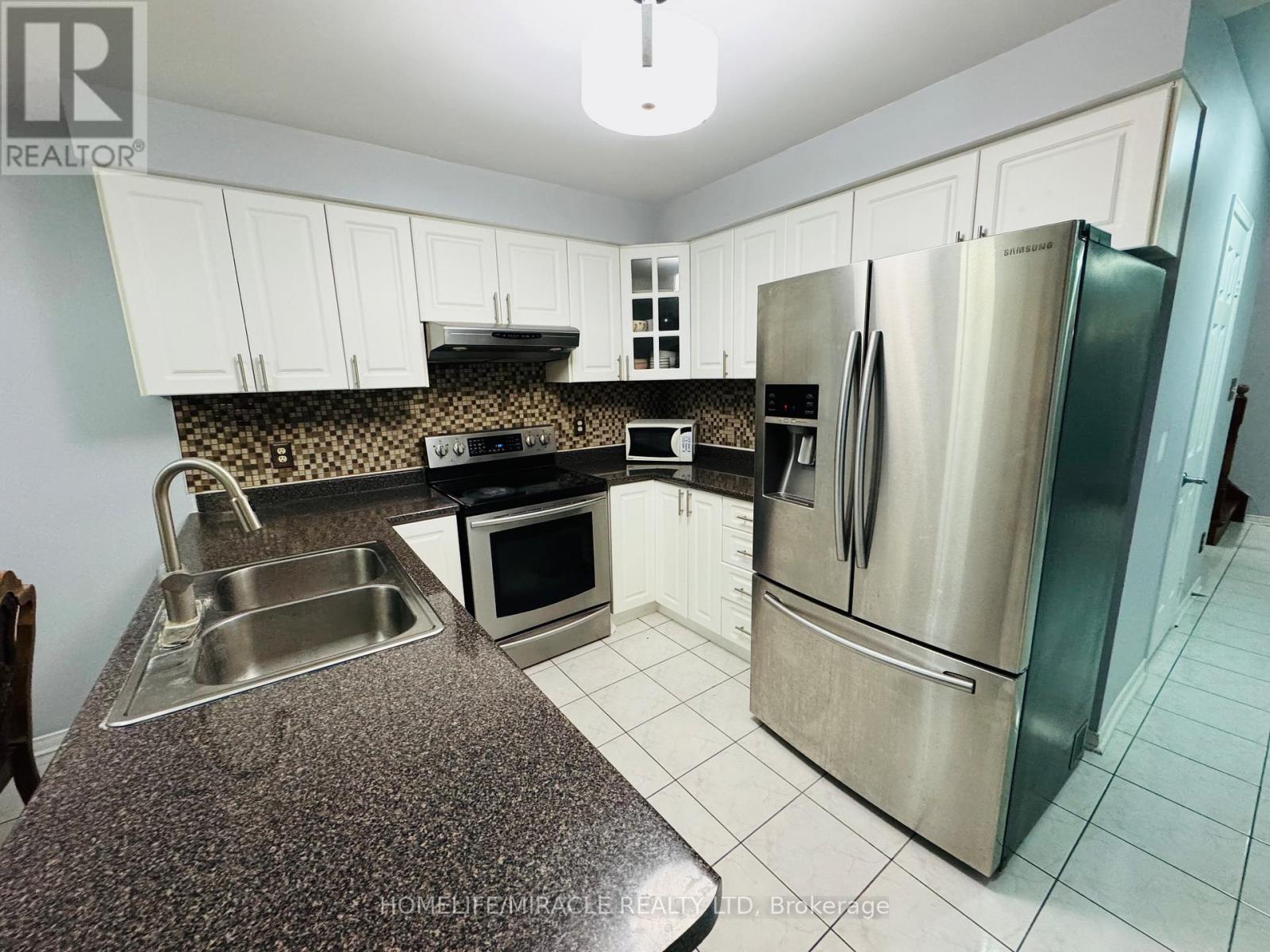 128 Jordan Drive, Orangeville, Ontario  L9W 4W4 - Photo 10 - W12529338