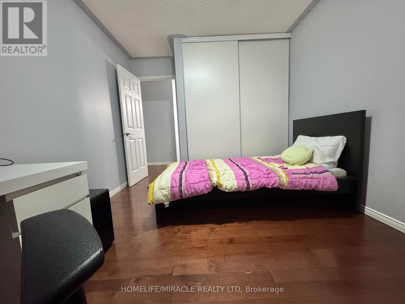 128 Jordan Drive, Orangeville, Ontario  L9W 4W4 - Photo 15 - W12529338