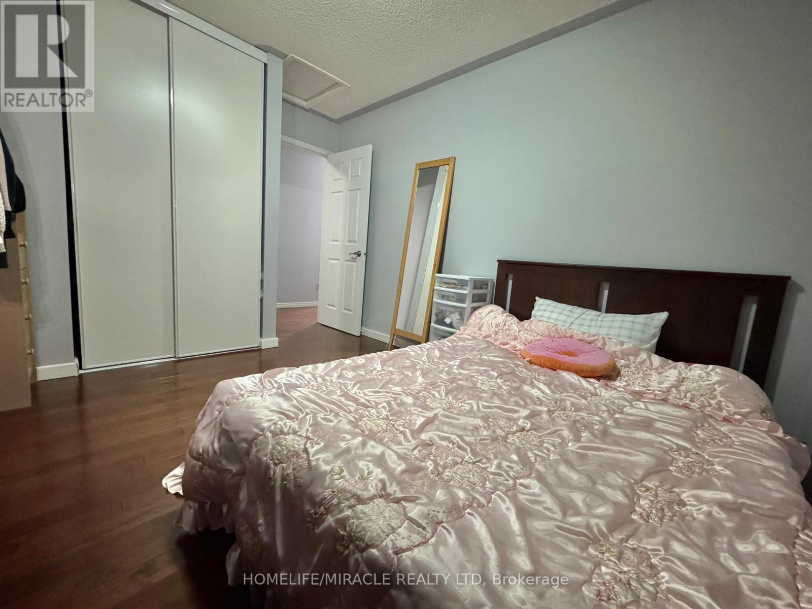 128 Jordan Drive, Orangeville, Ontario  L9W 4W4 - Photo 20 - W12529338