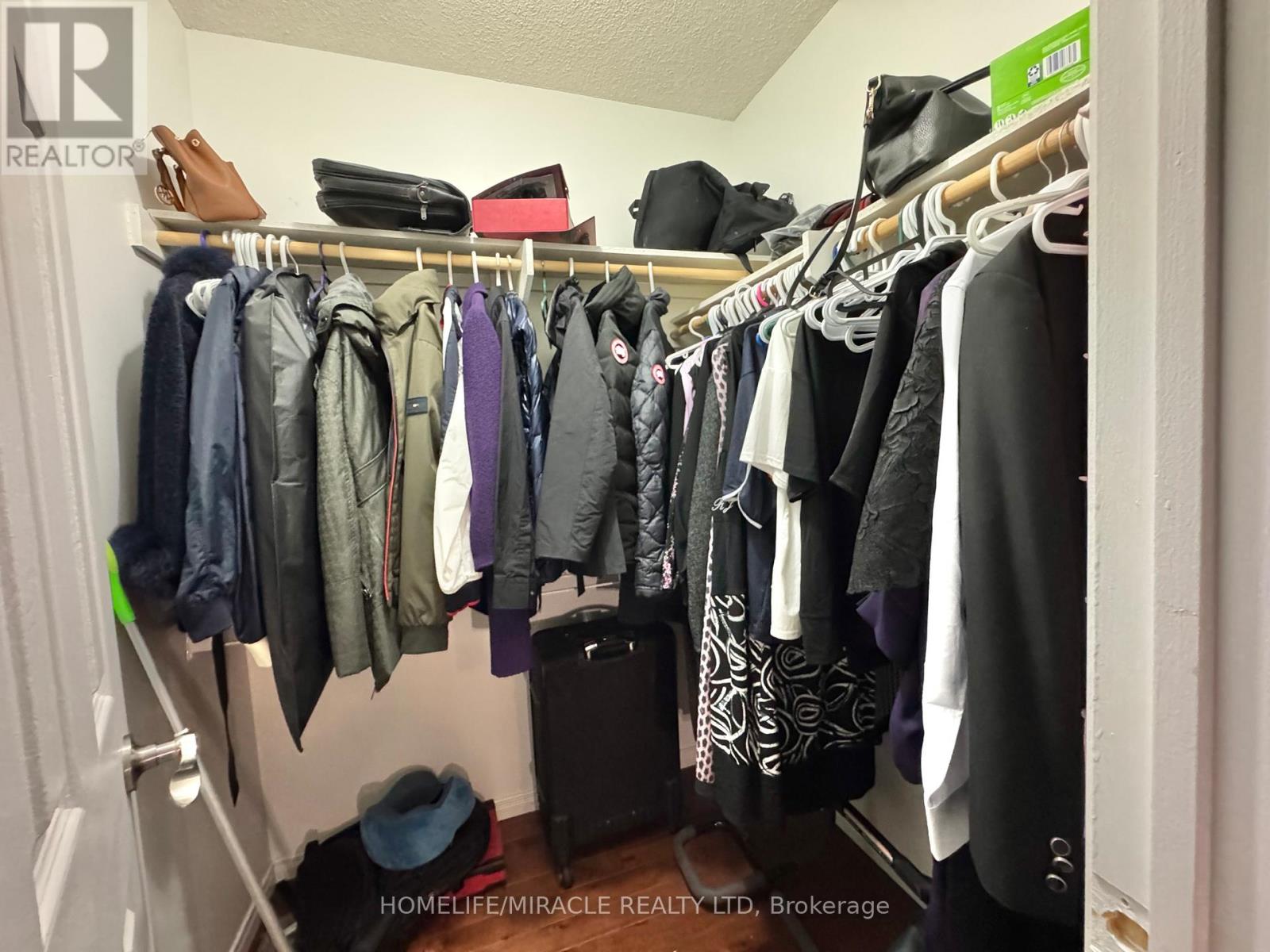 128 Jordan Drive, Orangeville, Ontario  L9W 4W4 - Photo 22 - W12529338