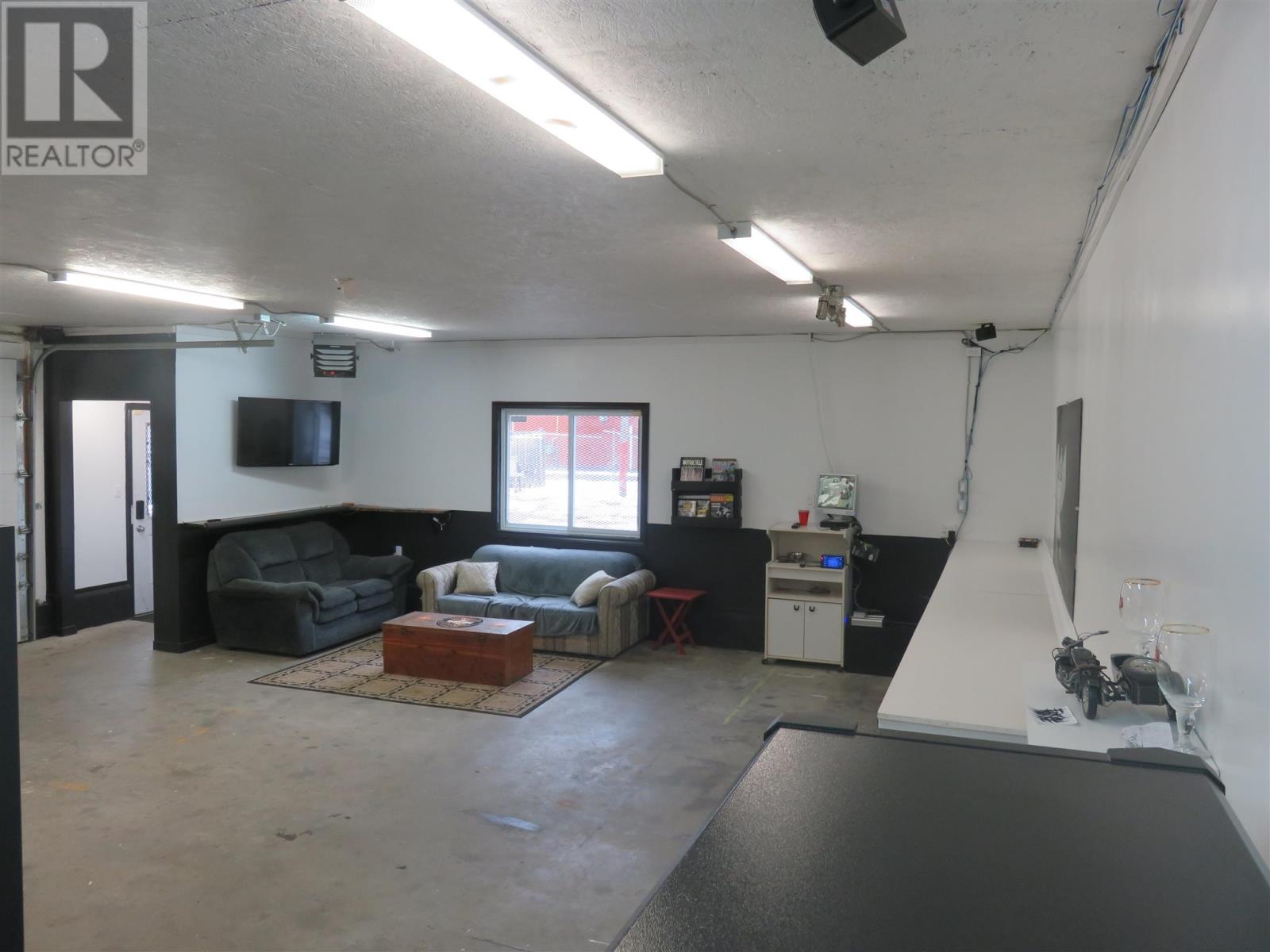 60 Hergott Ave, Elliot Lake, Ontario P5A 3A8 - Photo 21 - SM253227