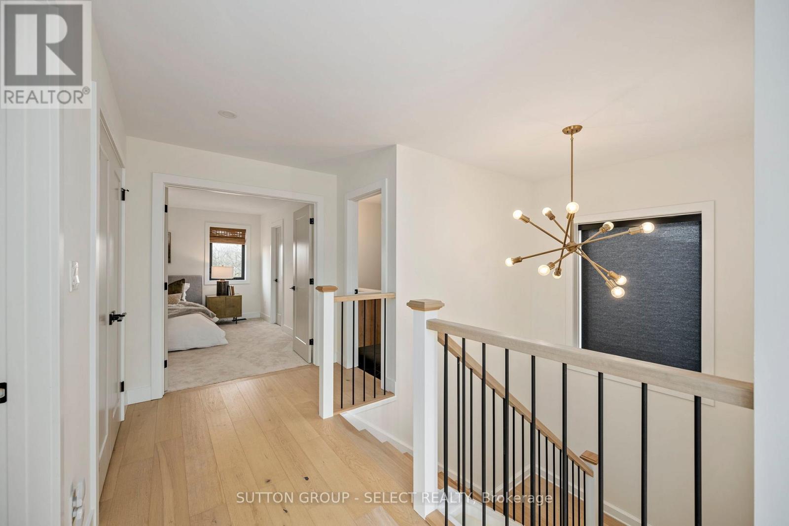 40 Royal Crescent, Southwold, Ontario  N5P 0G5 - Photo 28 - X12529424