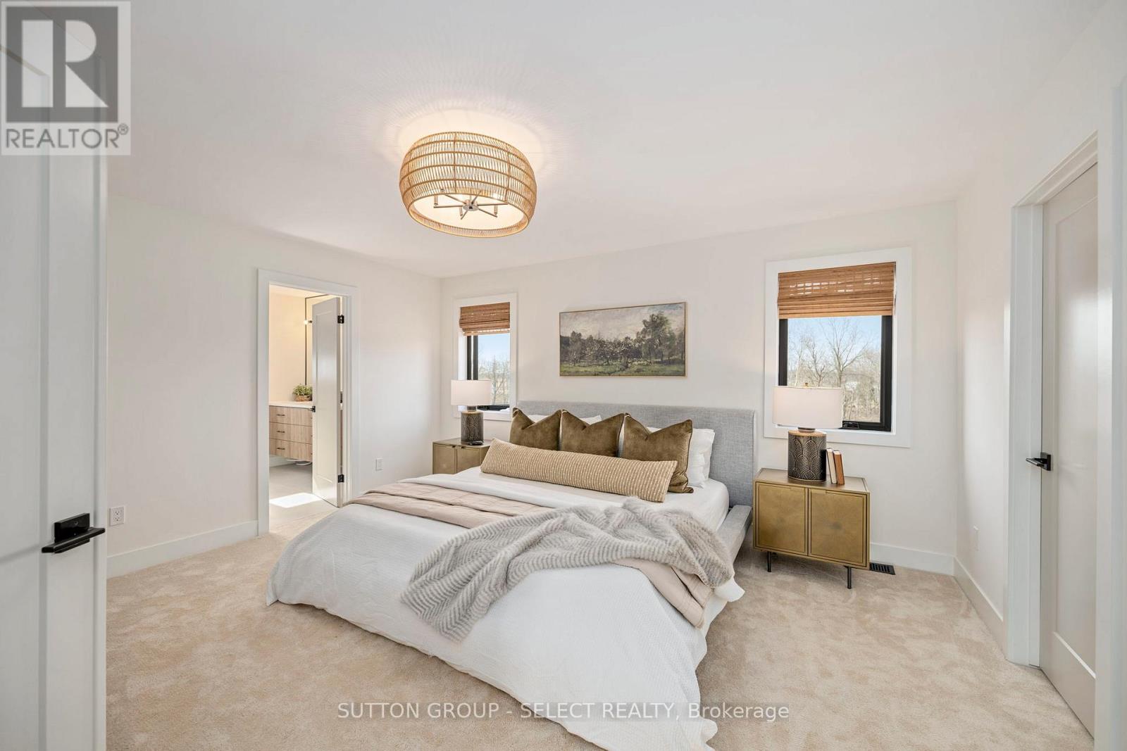 40 Royal Crescent, Southwold, Ontario  N5P 0G5 - Photo 30 - X12529424