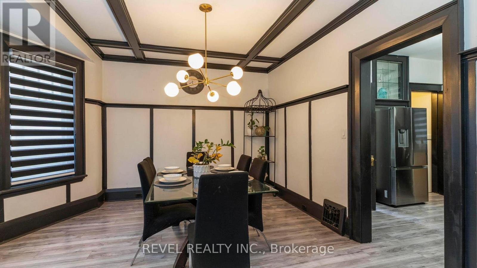 693 Queens Avenue, London East, Ontario  N5W 3H4 - Photo 11 - X12529462