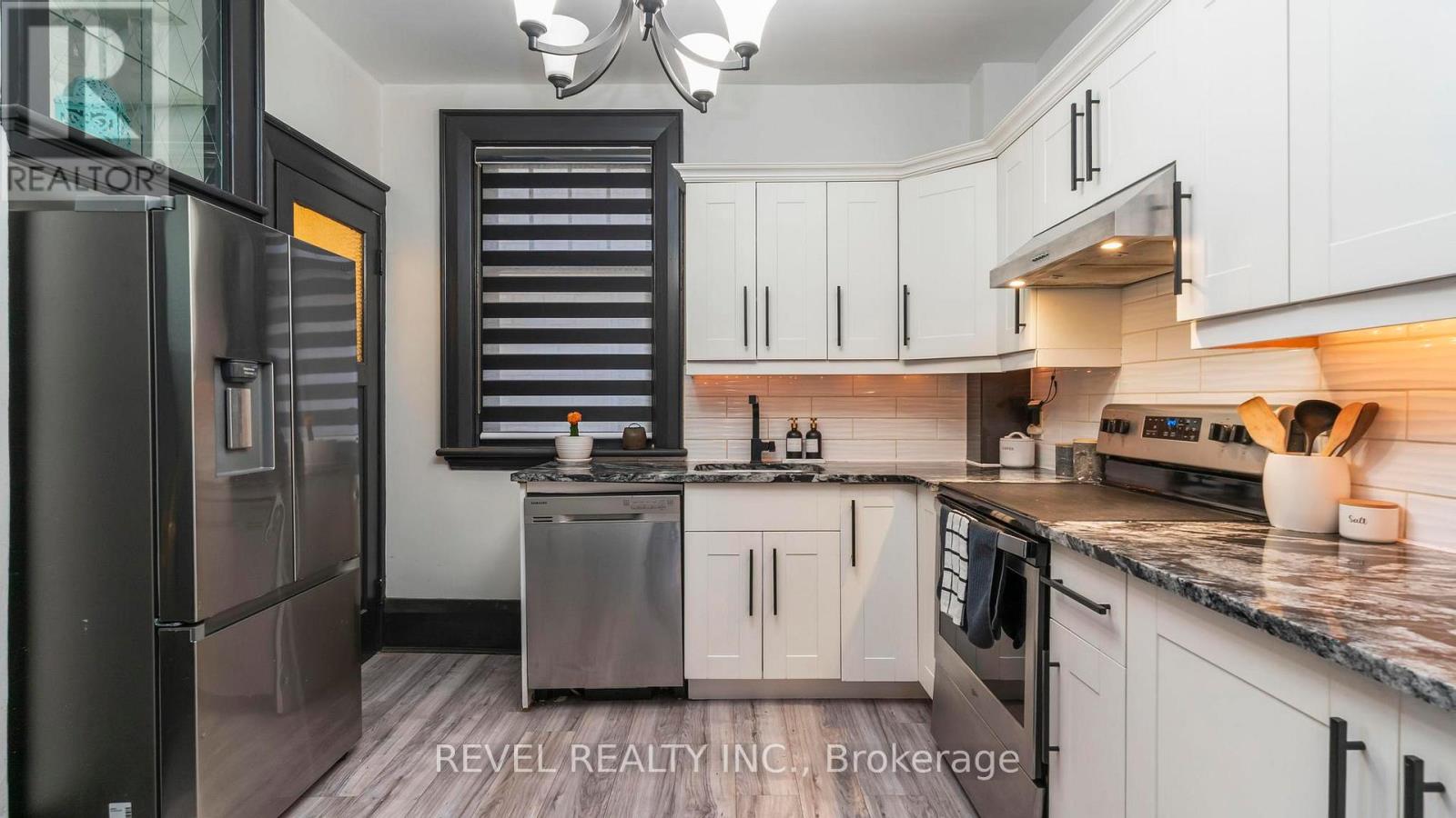 693 Queens Avenue, London East, Ontario  N5W 3H4 - Photo 15 - X12529462