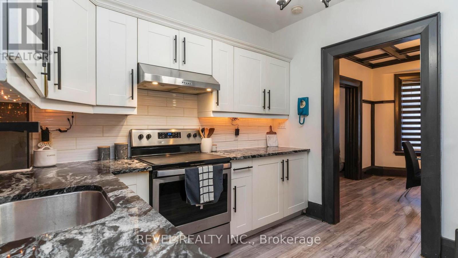 693 Queens Avenue, London East, Ontario  N5W 3H4 - Photo 16 - X12529462