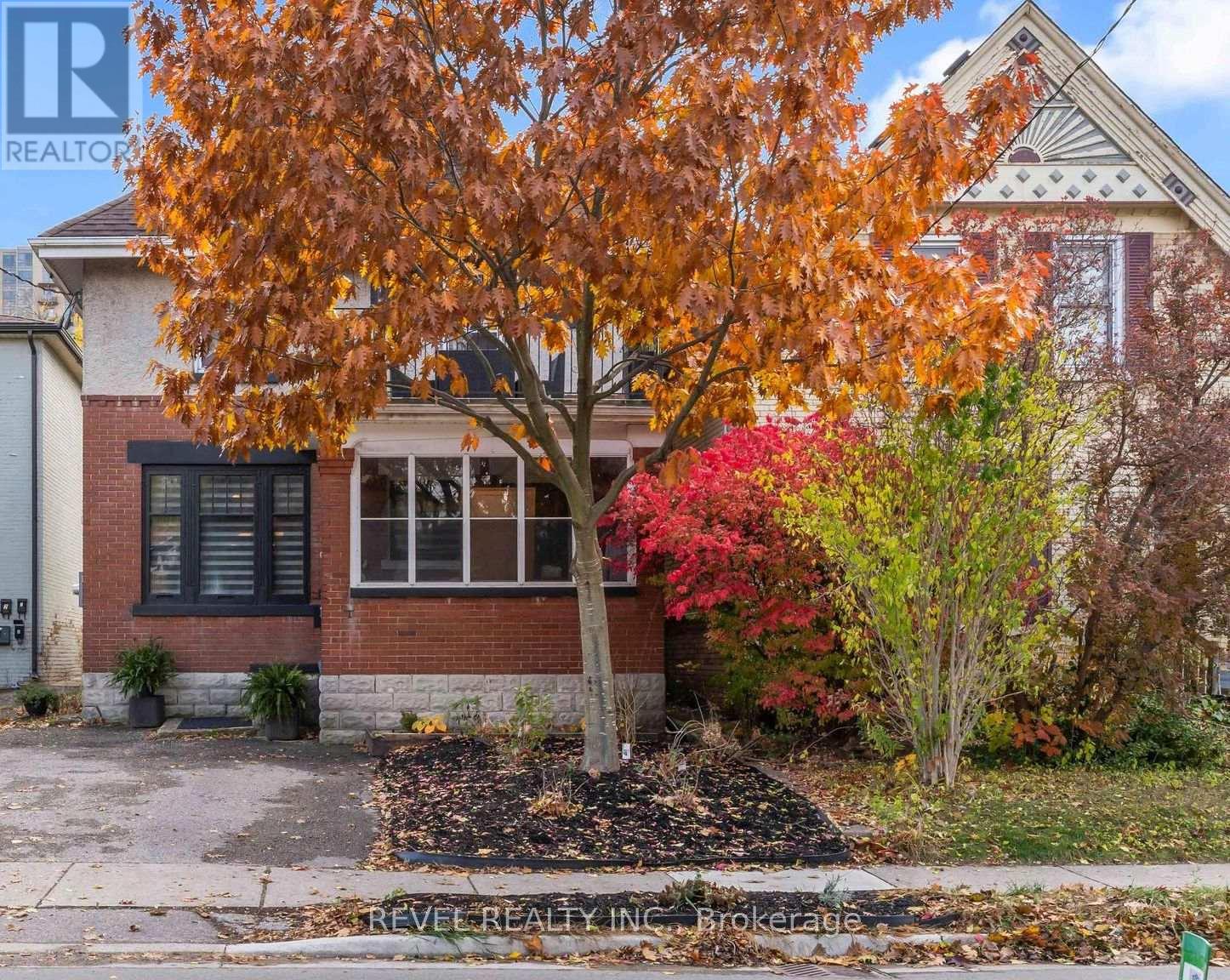 693 Queens Avenue, London East, Ontario  N5W 3H4 - Photo 2 - X12529462