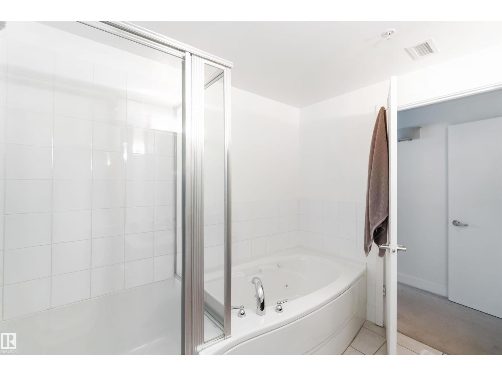 #504 10028 119 St Nw, Edmonton, Alberta  T5K 1Y8 - Photo 29 - E4465300