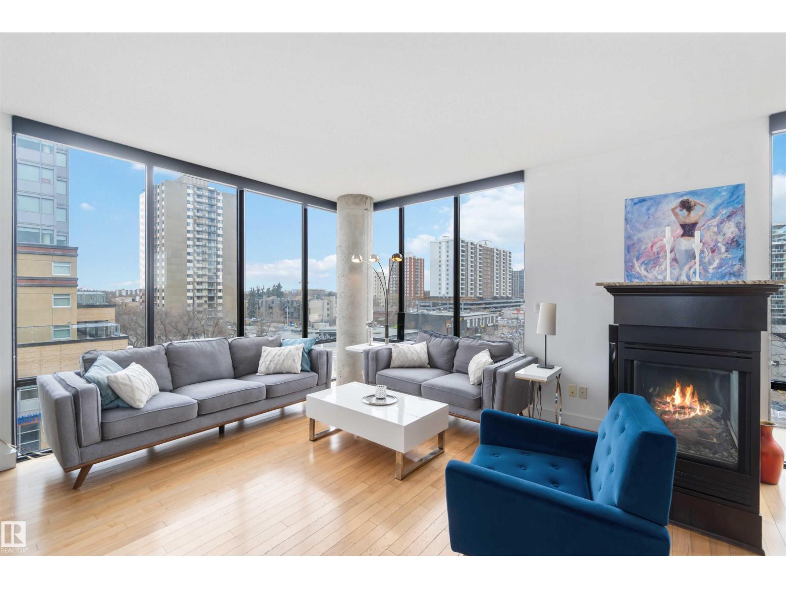 #504 10028 119 St Nw, Edmonton, Alberta  T5K 1Y8 - Photo 3 - E4465300