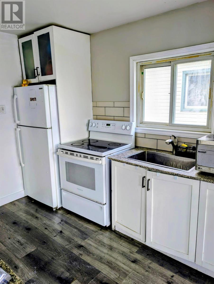 1108 Frederica St W, Thunder Bay, Ontario  P7E 3Y2 - Photo 7 - TB253351