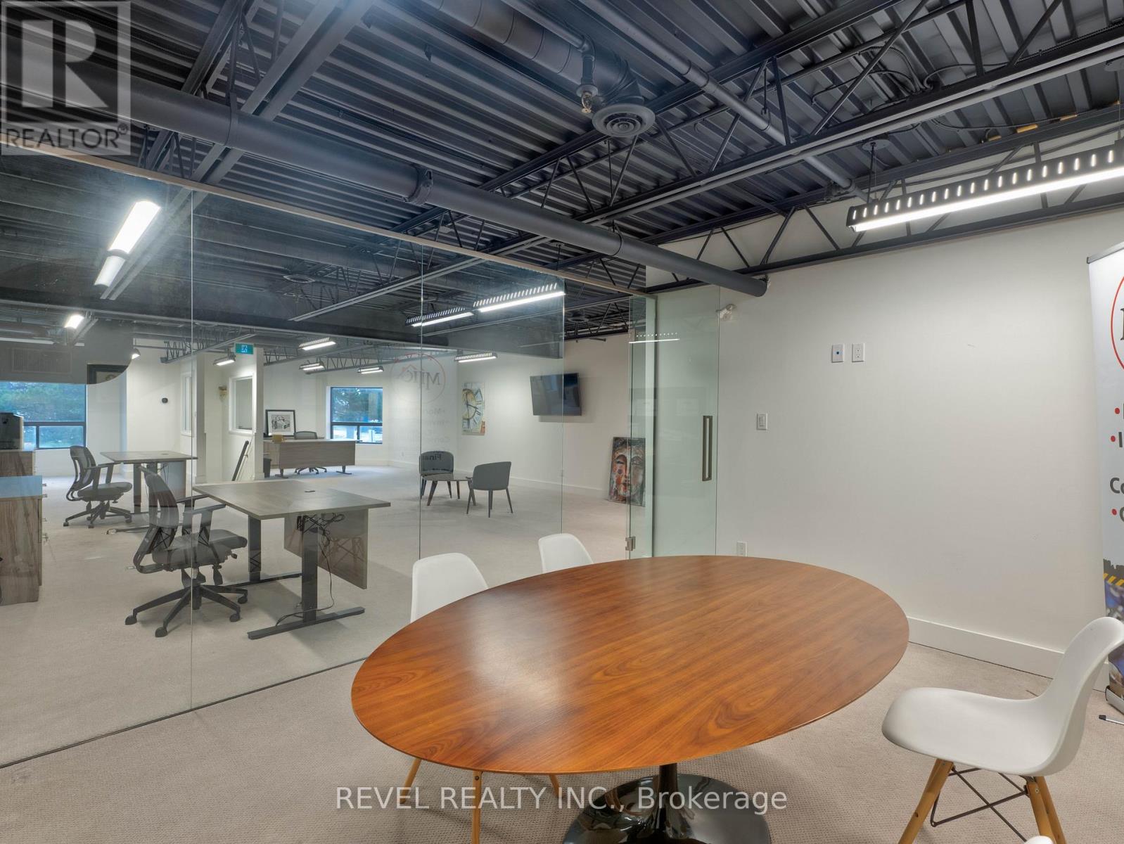 12 (Upper Unit) - 800 Arrow Road N, Toronto, Ontario  M9M 2Z8 - Photo 12 - W12529122