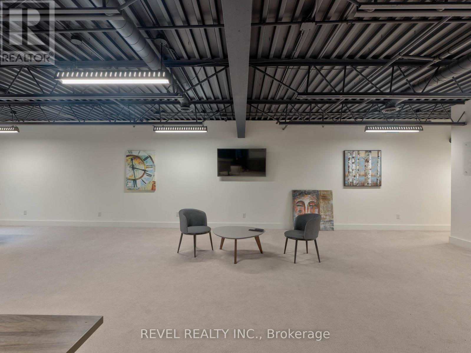 12 (Upper Unit) - 800 Arrow Road N, Toronto, Ontario  M9M 2Z8 - Photo 8 - W12529122