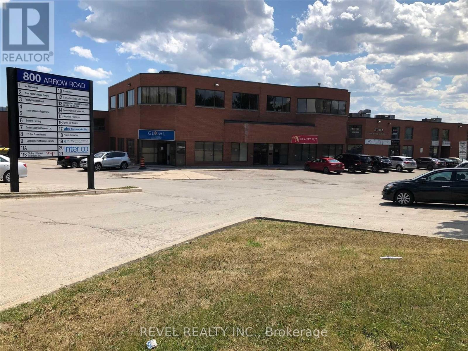 12 (Upper Unit) - 800 Arrow Road N, Toronto, Ontario  M9M 2Z8 - Photo 13 - W12529122