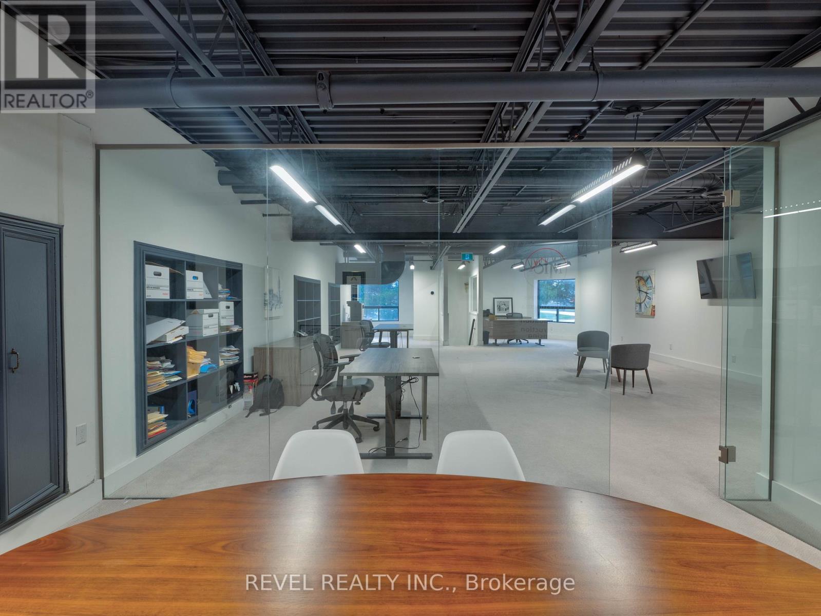 12 (Upper Unit) - 800 Arrow Road N, Toronto, Ontario  M9M 2Z8 - Photo 11 - W12529122