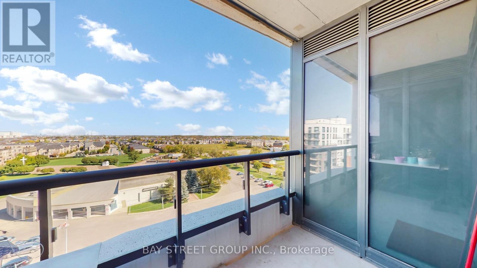 710 - 2450 Old Bronte Road E, Oakville, Ontario  L6M 5P6 - Photo 17 - W12437069