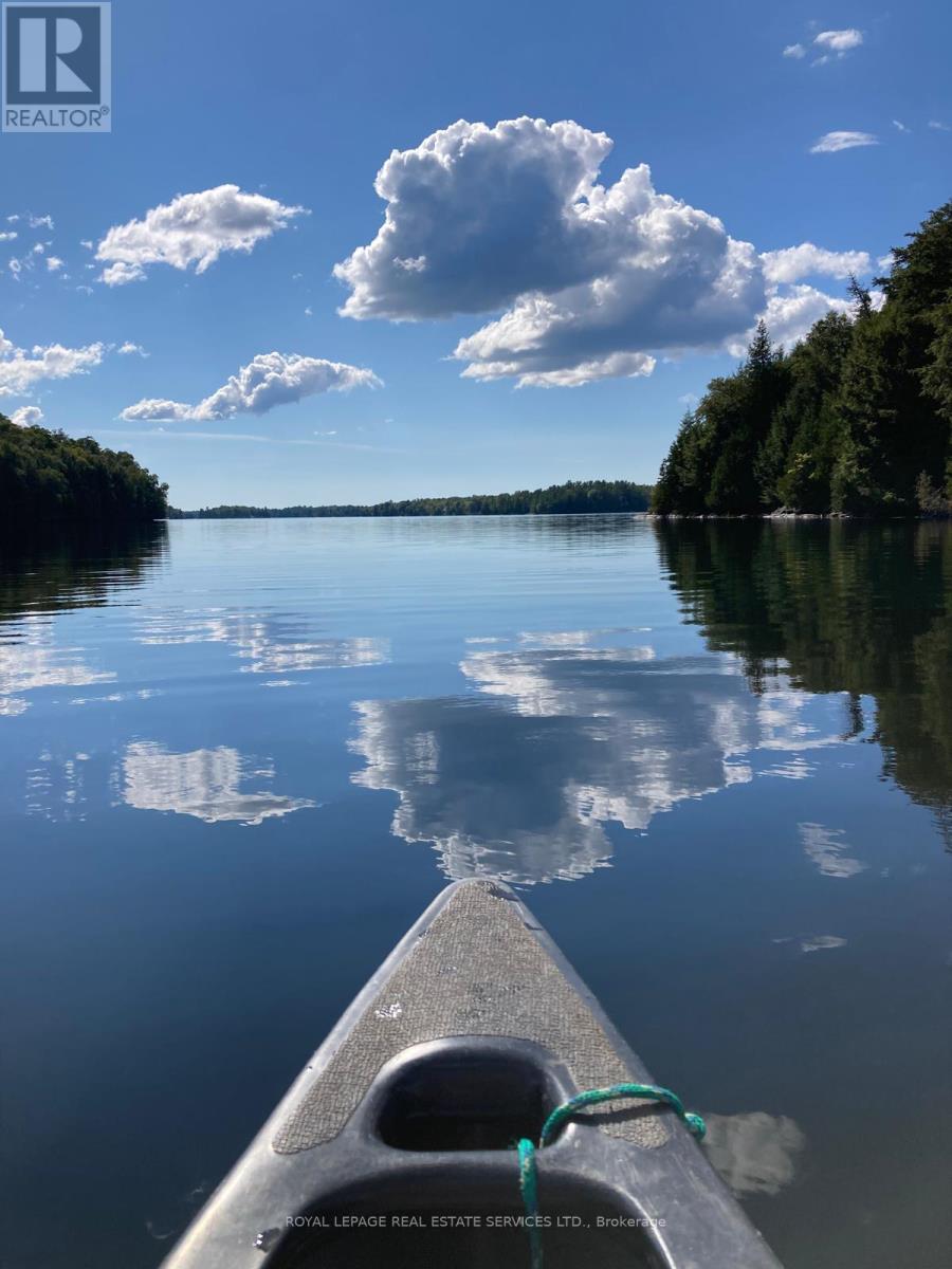 Bachelor - 92 Swords Road, Whitestone, Ontario  P0A 1G0 - Photo 11 - X12057646