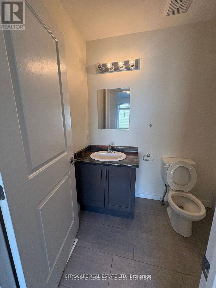 11 - 10 Dufferin Street, Norwich, Ontario  N0J 1P0 - Photo 14 - X12529192