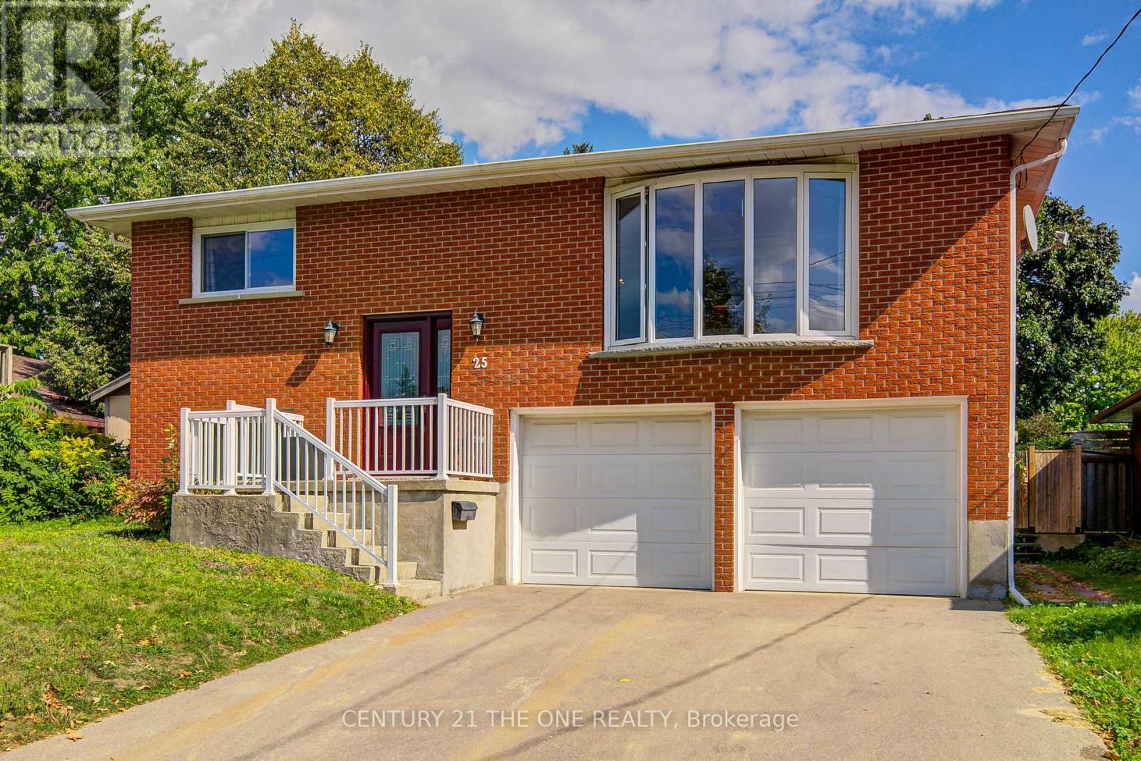 25 CARROL STREET, Kitchener, Ontario