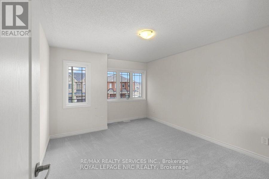 106 Palace Street, Thorold, Ontario  L2V 0N3 - Photo 18 - X12529220