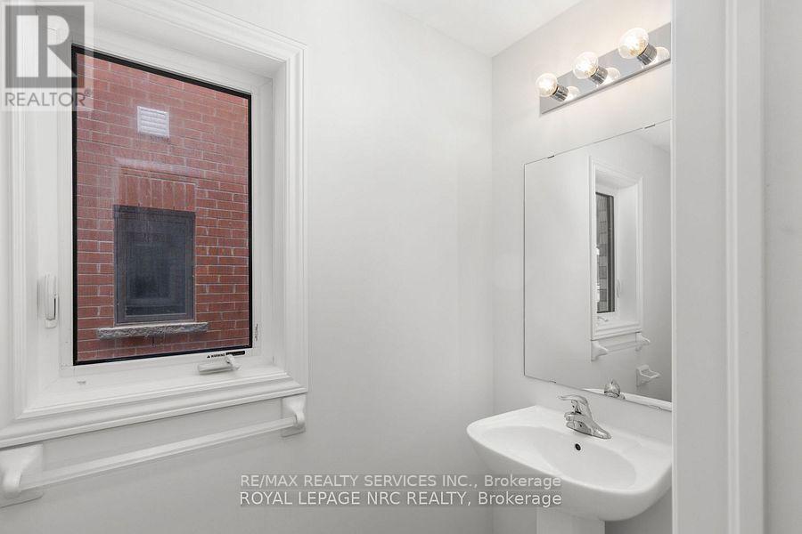 106 Palace Street, Thorold, Ontario  L2V 0N3 - Photo 8 - X12529220