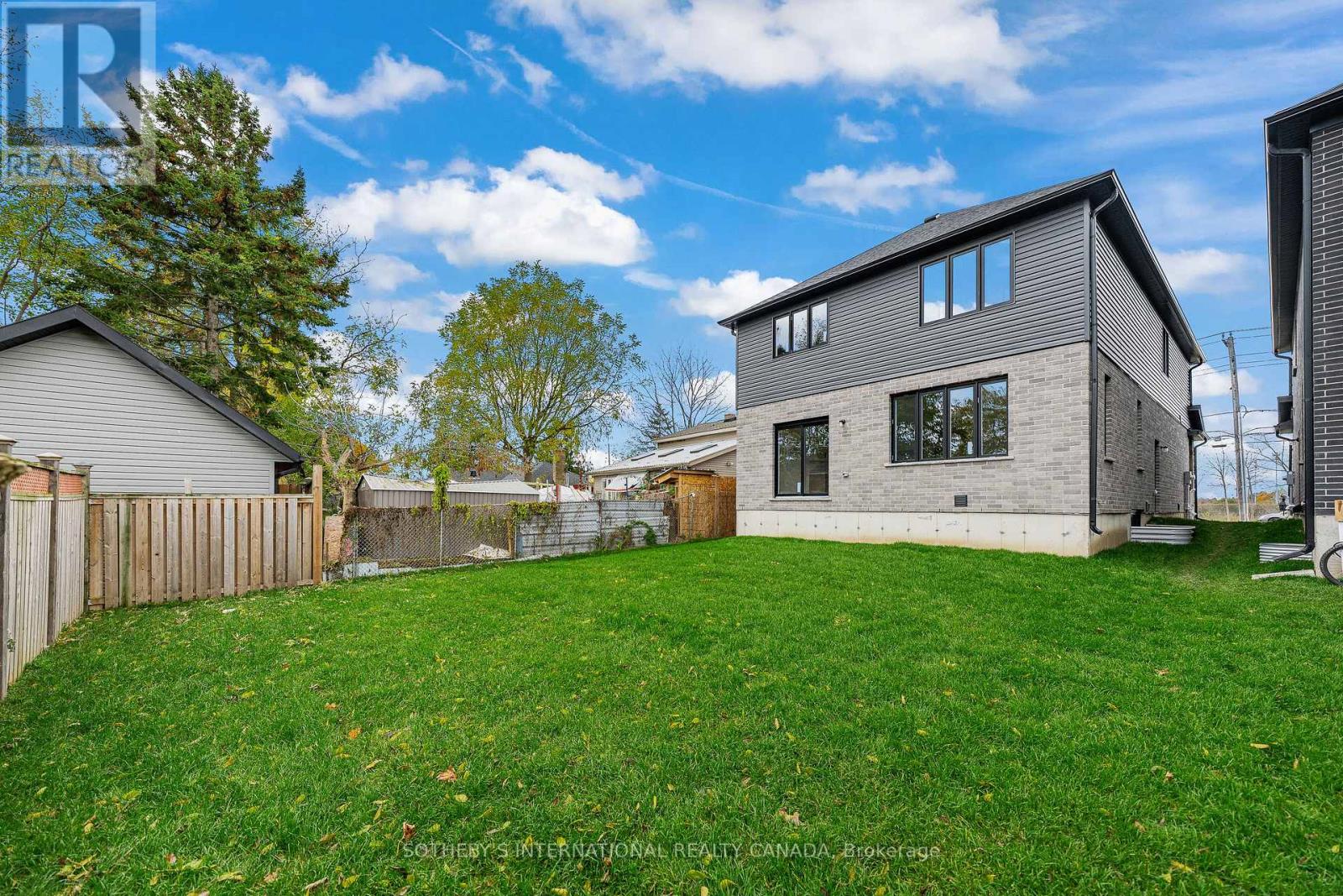 297 Ottawa Street N, Kitchener, Ontario  N2H 3K9 - Photo 47 - X12529316