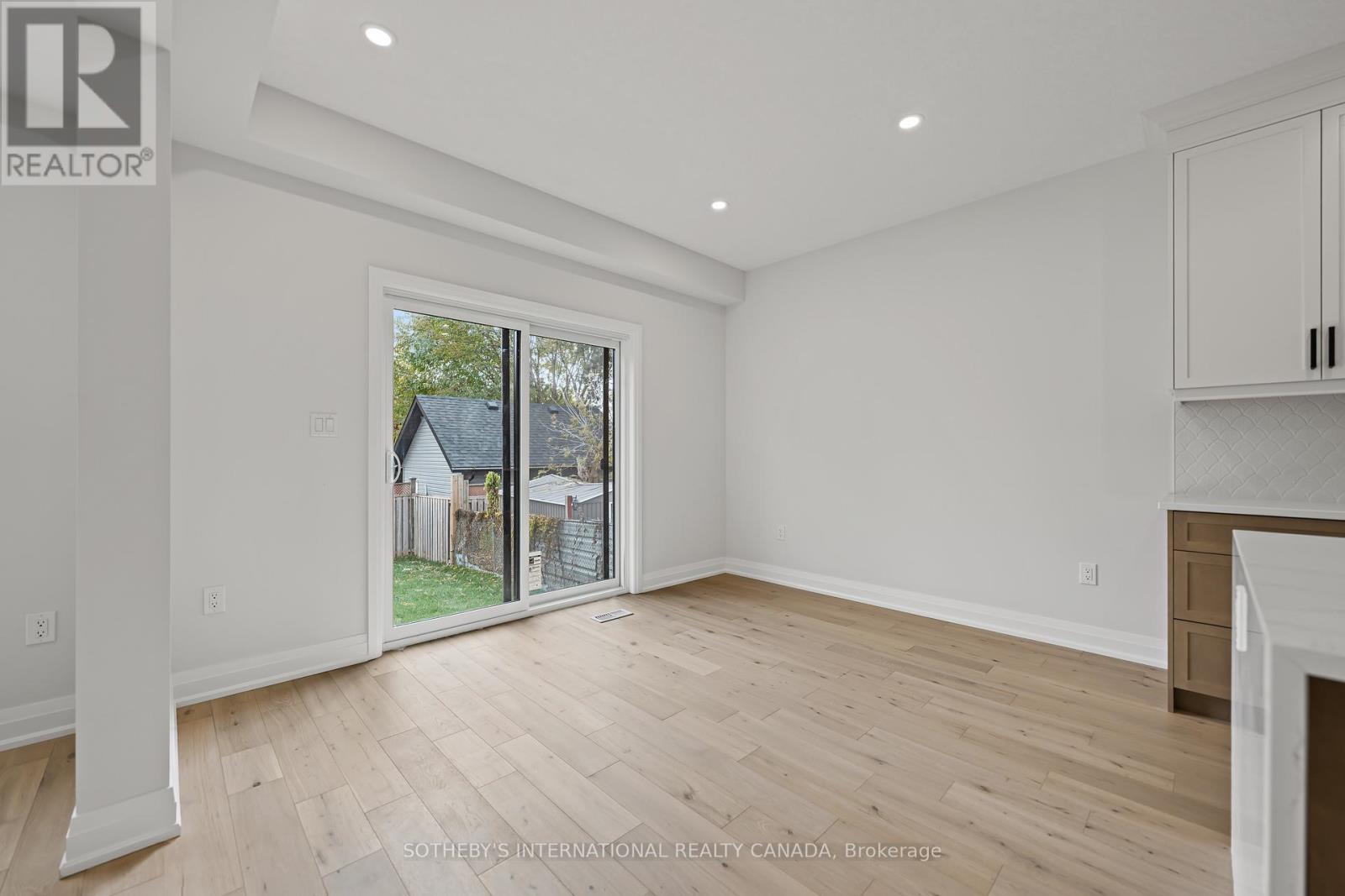 297 Ottawa Street N, Kitchener, Ontario  N2H 3K9 - Photo 9 - X12529316