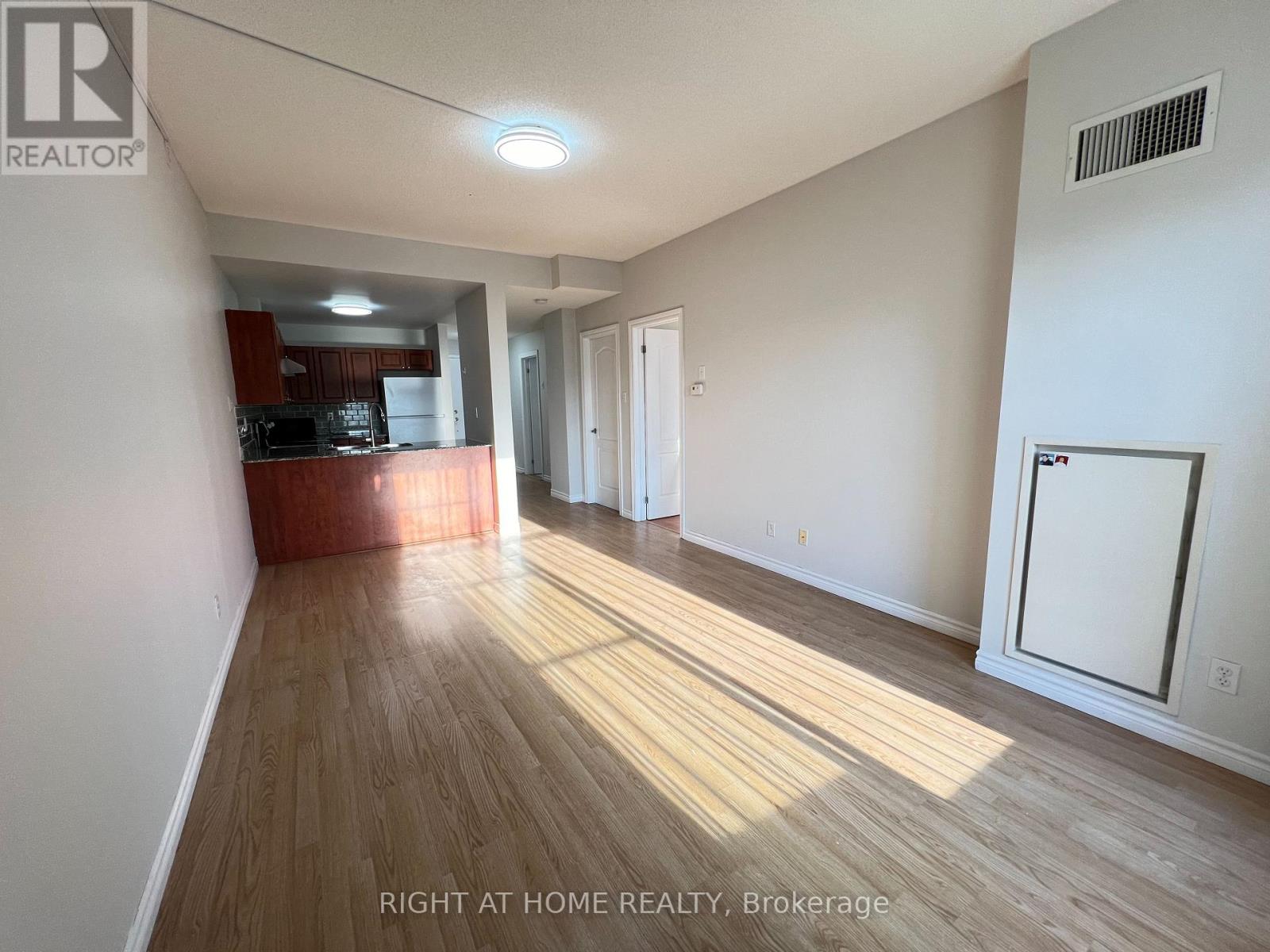 403 - 135 JAMES STREET S, Hamilton, Ontario