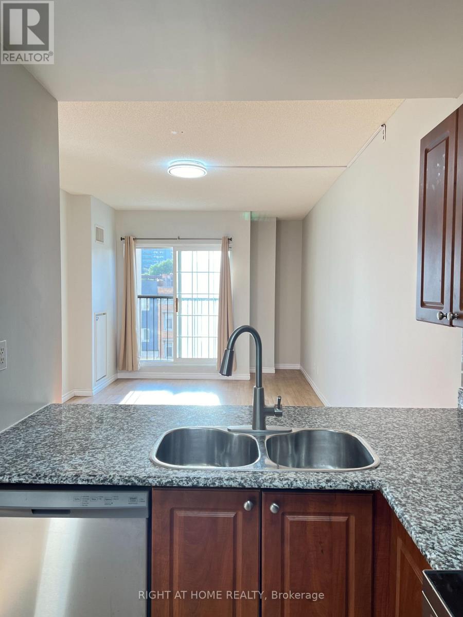 403 - 135 James Street S, Hamilton, Ontario  L8P 2Z6 - Photo 8 - X12529350