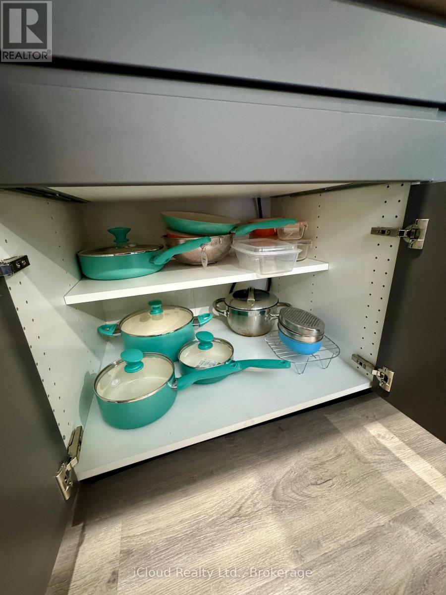 78 Melvin Avenue, Hamilton, Ontario  L8H 2J5 - Photo 11 - X12529360