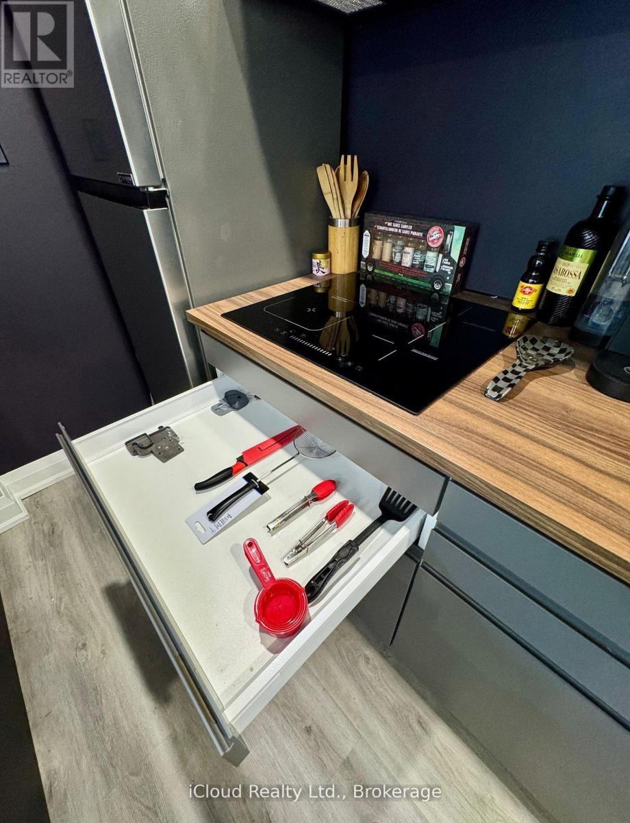 78 Melvin Avenue, Hamilton, Ontario  L8H 2J5 - Photo 8 - X12529360