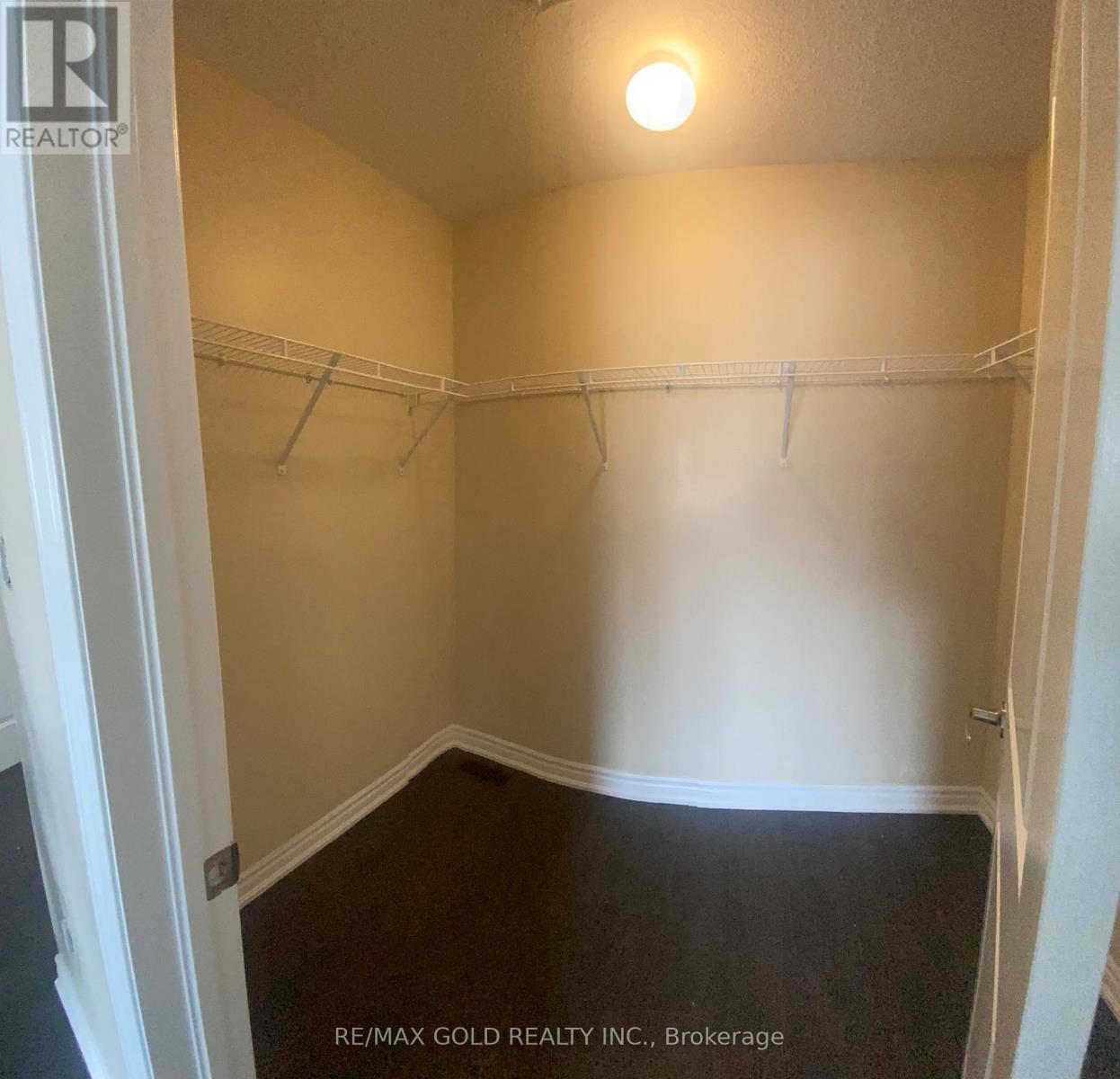 2242 Grainger Loop, Innisfil, Ontario  L9S 0N1 - Photo 5 - N12418639