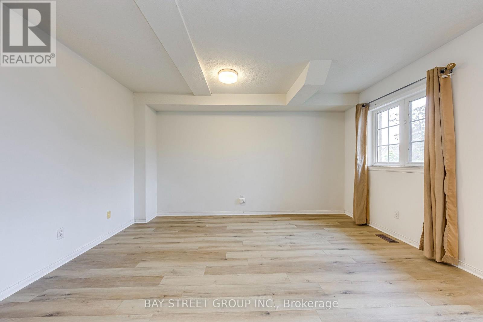 102 - 5260 Mcfarren Boulevard, Mississauga, Ontario  L5M 7J3 - Photo 20 - W12488338