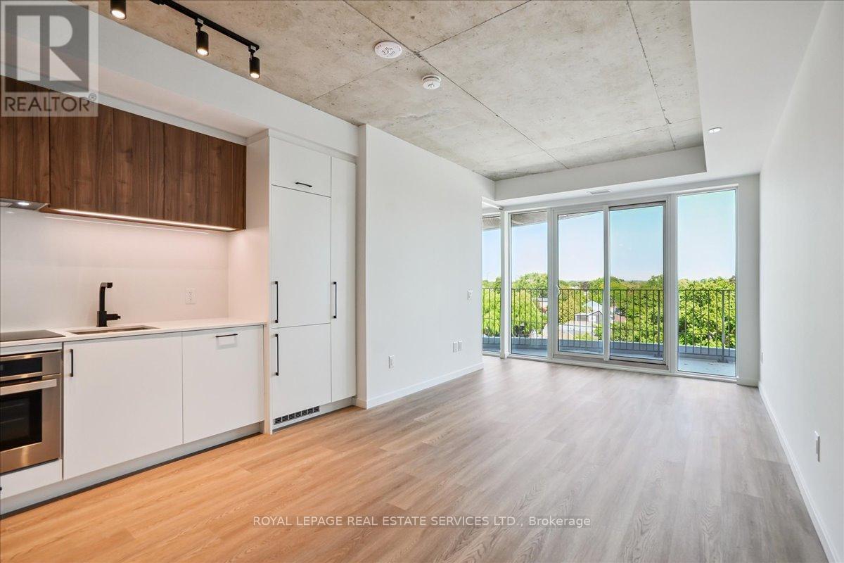 613 - 689 The Queensway, Toronto, Ontario  M8Y 1L1 - Photo 7 - W12421779