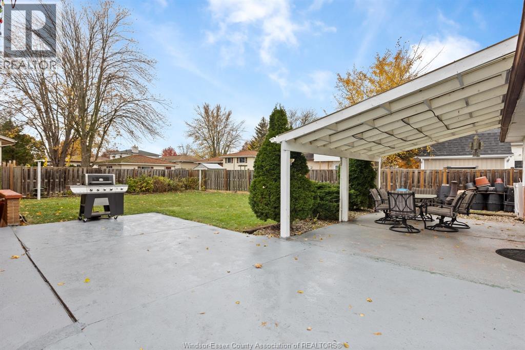34 Spring Court, Amherstburg, Ontario  N9V 3A9 - Photo 5 - 25028439