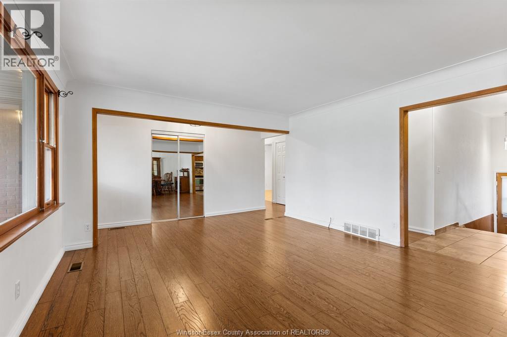 34 Spring Court, Amherstburg, Ontario  N9V 3A9 - Photo 7 - 25028439