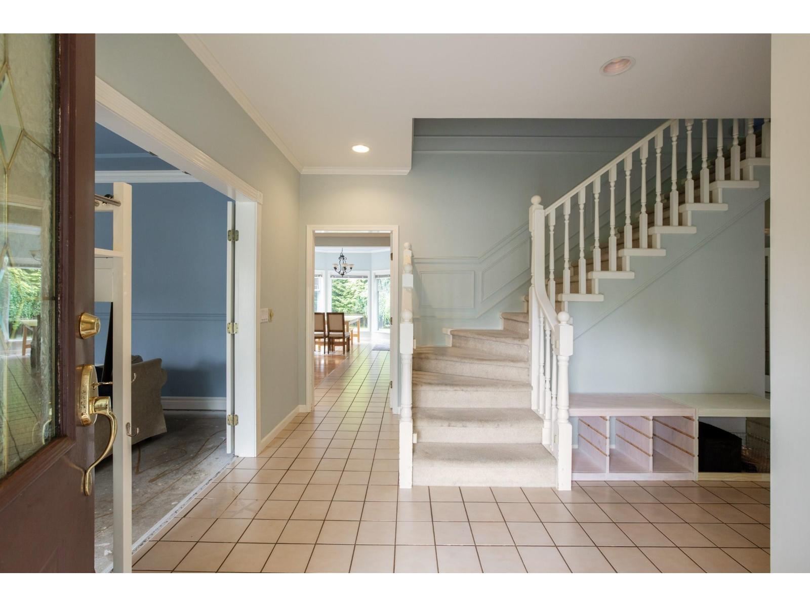 13028 19a Avenue, Surrey, British Columbia  V4A 8A8 - Photo 3 - R3066085