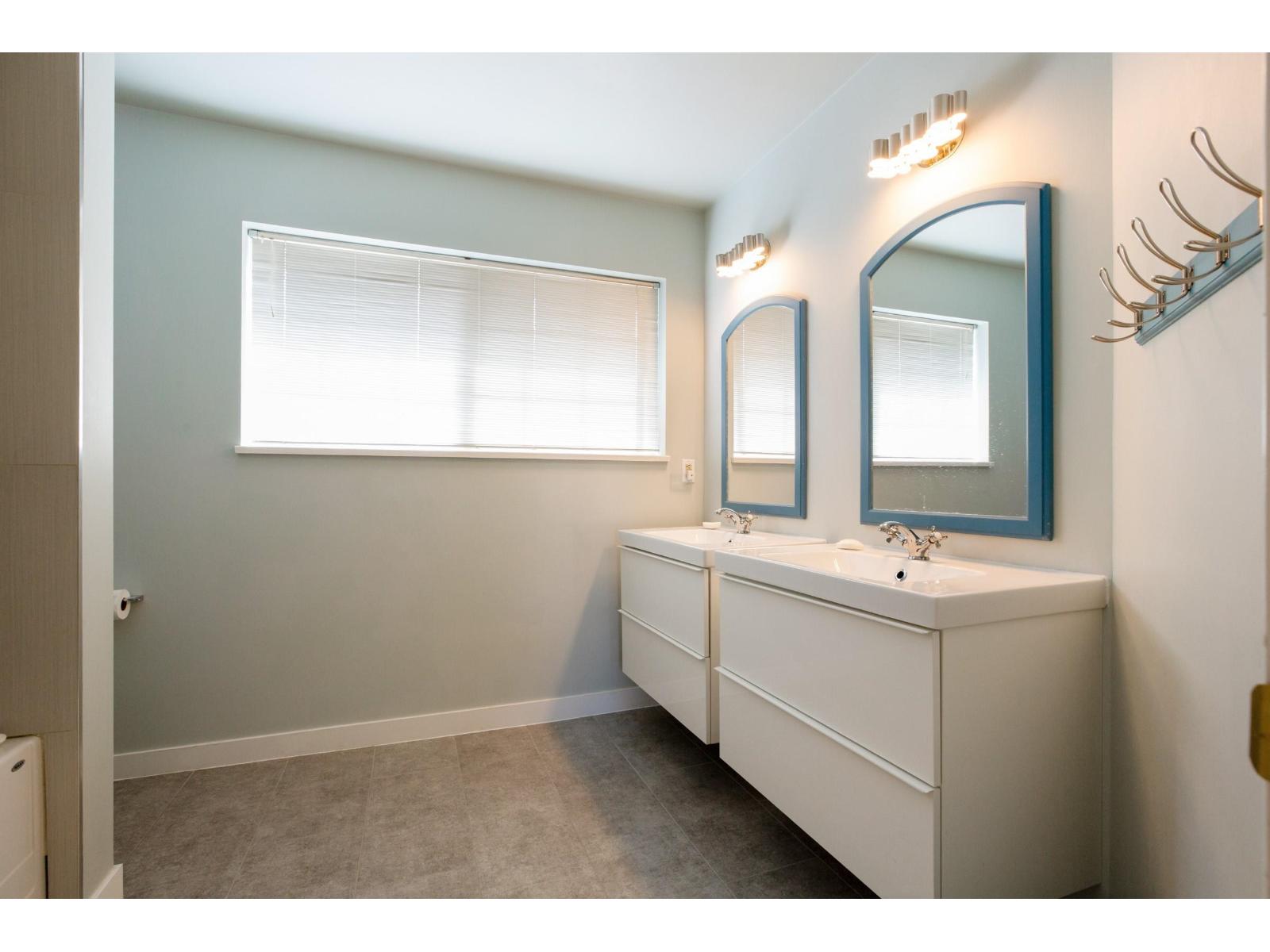 13028 19a Avenue, Surrey, British Columbia  V4A 8A8 - Photo 31 - R3066085