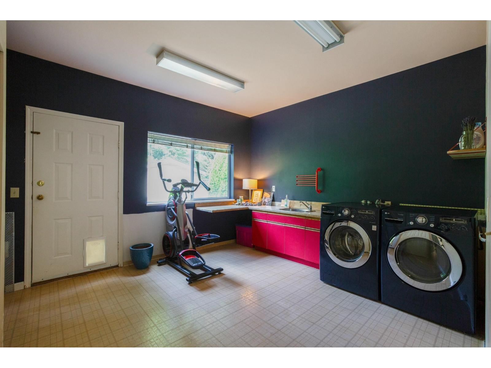 13028 19a Avenue, Surrey, British Columbia  V4A 8A8 - Photo 16 - R3066085