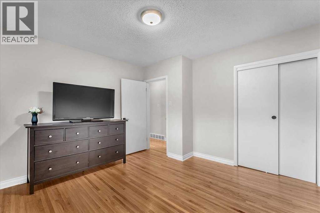 85 Warwick Drive Sw, Calgary, Alberta  T3C 2R5 - Photo 30 - A2254403