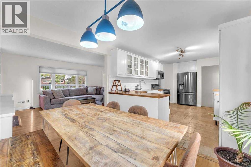 85 Warwick Drive Sw, Calgary, Alberta  T3C 2R5 - Photo 17 - A2254403