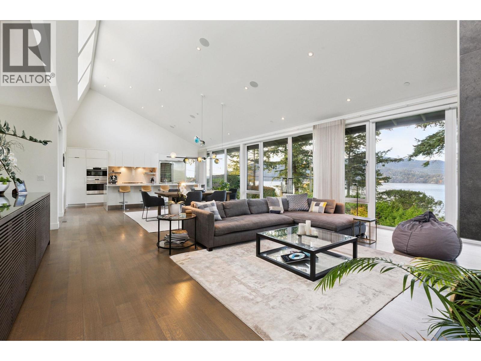 6237 St.georges Crescent, West Vancouver, British Columbia  V7W 1Z3 - Photo 3 - R3065590