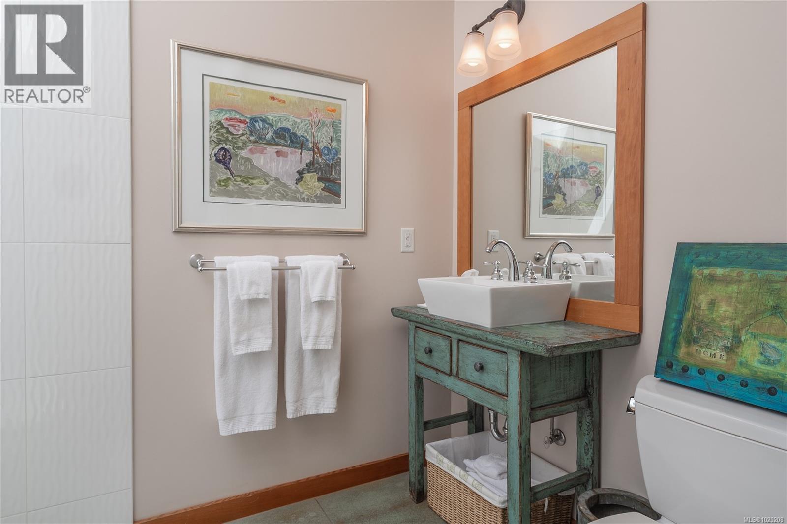 1664 Queequeg Trnabt, Gabriola Island, British Columbia  V0R 1X5 - Photo 80 - 1020208