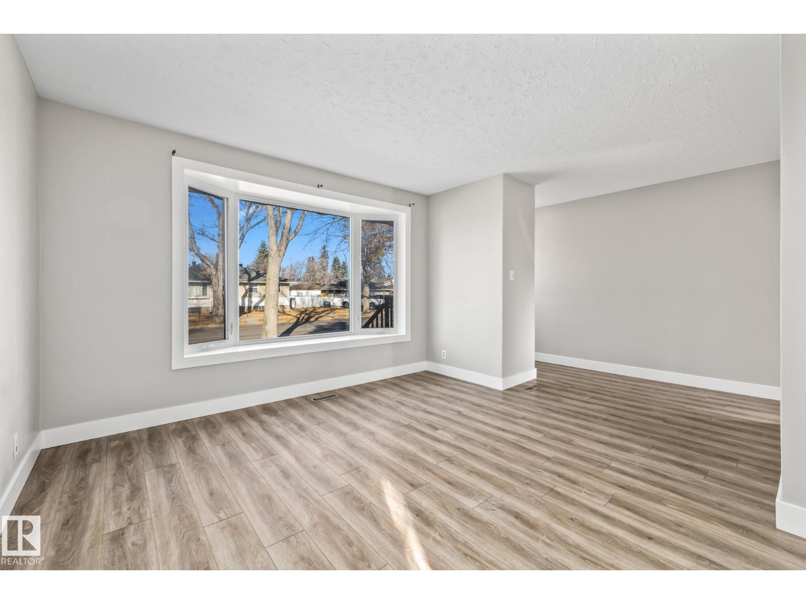 13311 Dovercourt Av Nw, Edmonton, Alberta  T5L 4E3 - Photo 5 - E4464995