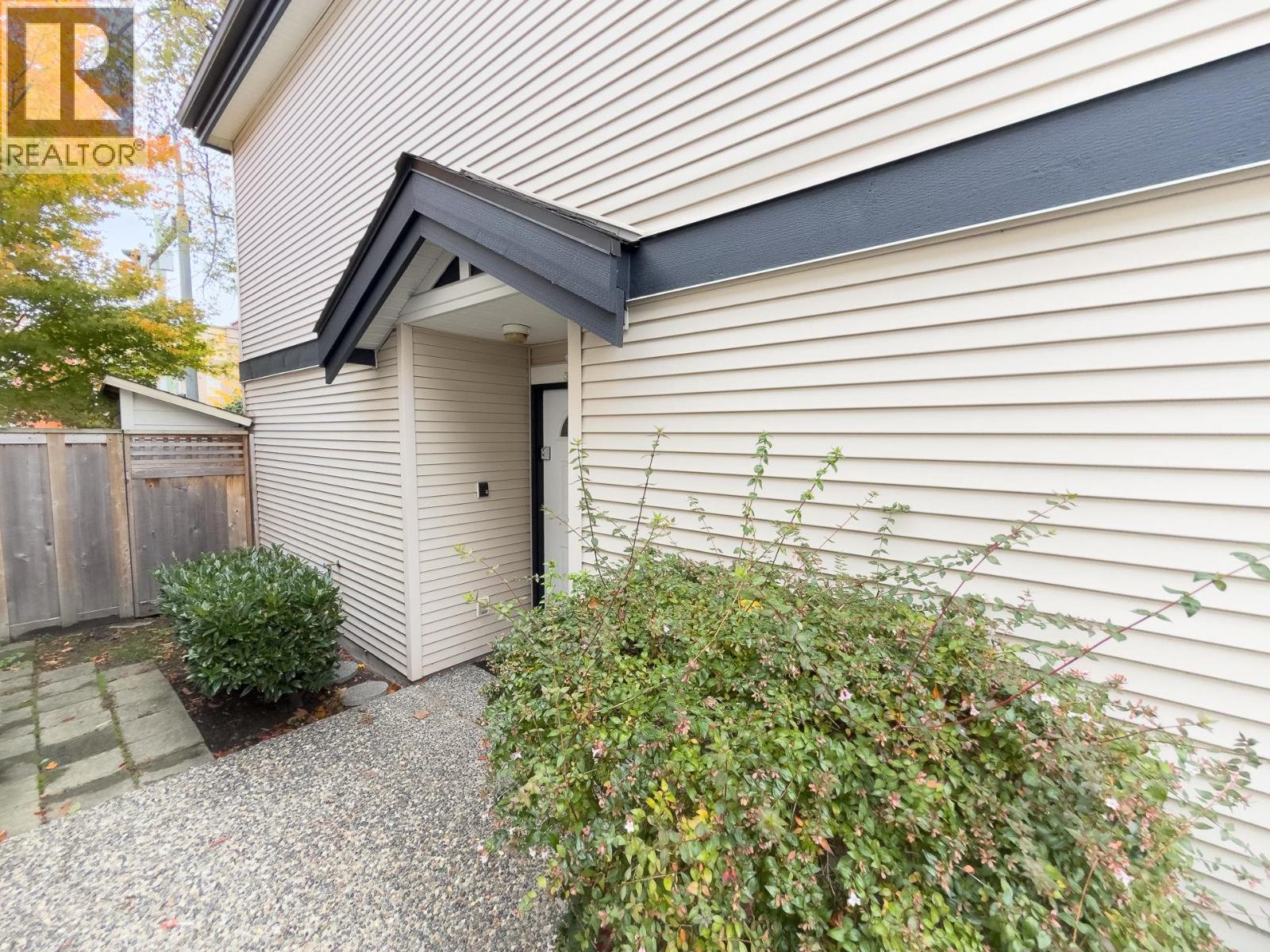 19 4748 54a Street, Delta, British Columbia  V4K 3P1 - Photo 2 - R3066072