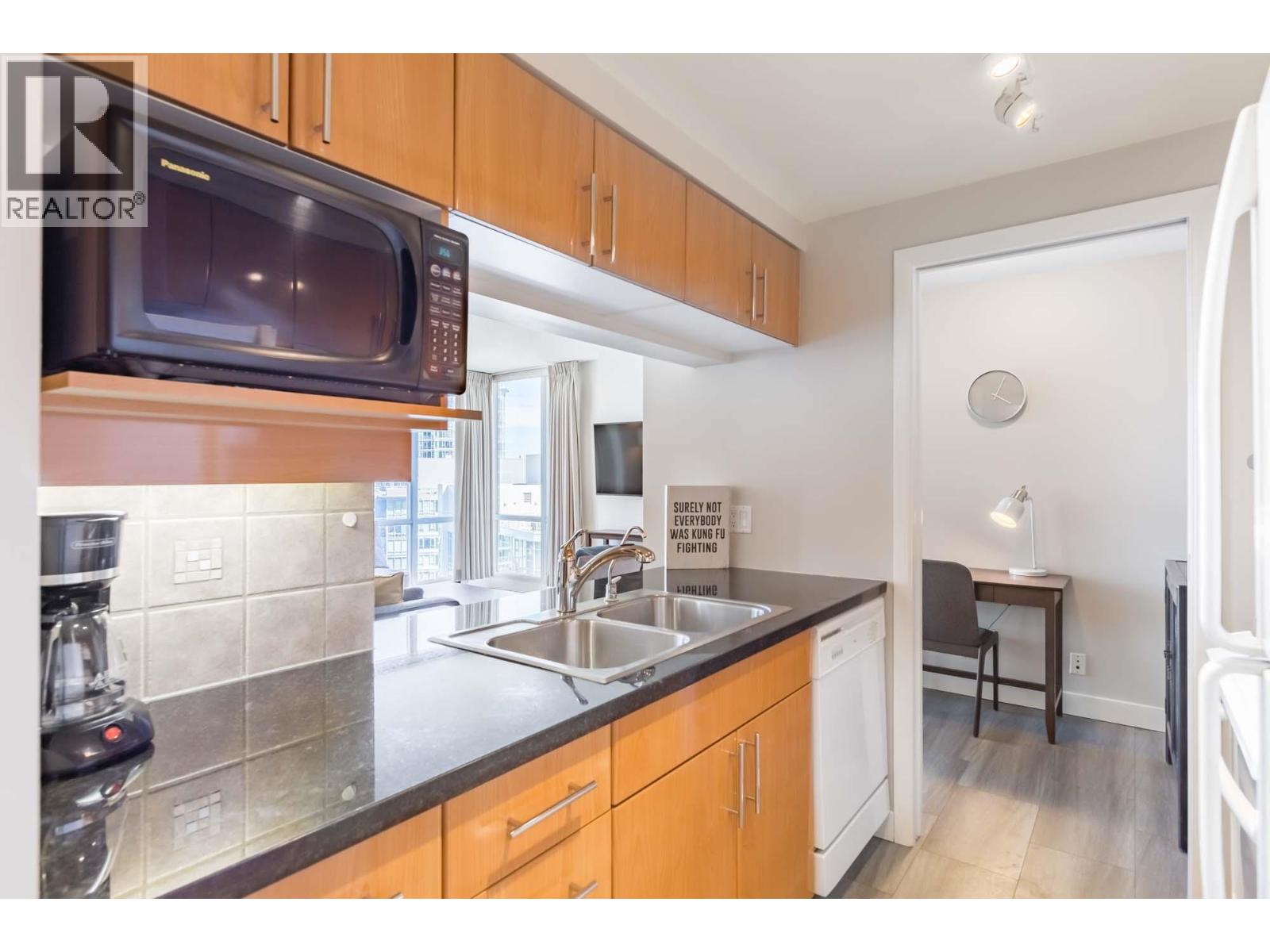 2907 193 Aquarius Mews, Vancouver, British Columbia  V6Z 2Z2 - Photo 12 - R3066081