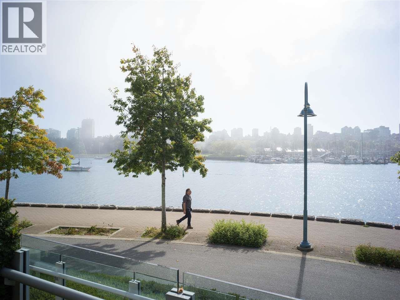 1576 Homer Mews, Vancouver, British Columbia  V6Z 0A6 - Photo 3 - R3066095